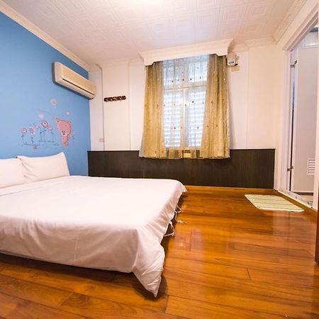 Dog House Bed & Breakfast Taitung Ngoại thất bức ảnh