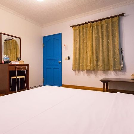 Dog House Bed & Breakfast Taitung Ngoại thất bức ảnh