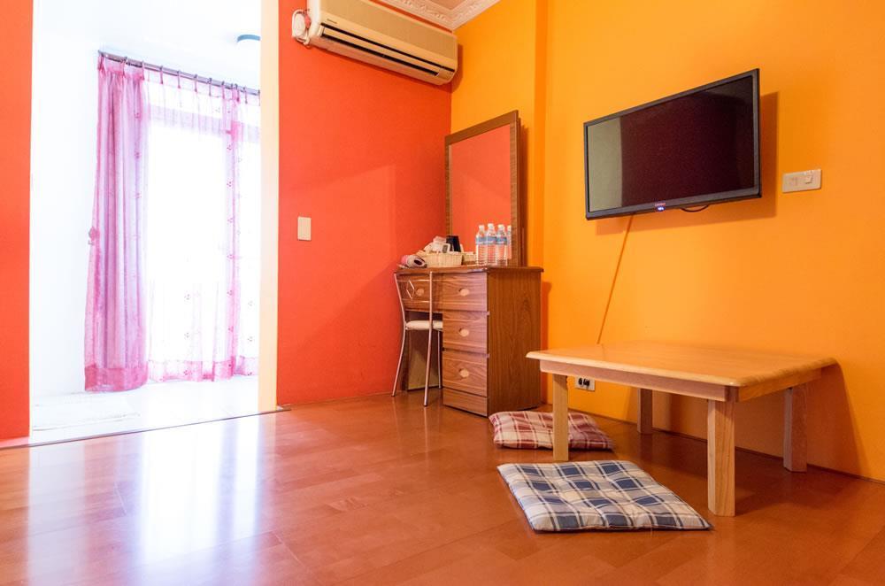 Dog House Bed & Breakfast Taitung Ngoại thất bức ảnh