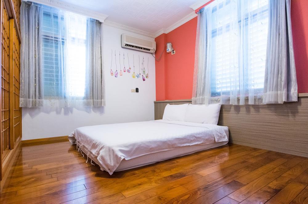 Dog House Bed & Breakfast Taitung Ngoại thất bức ảnh