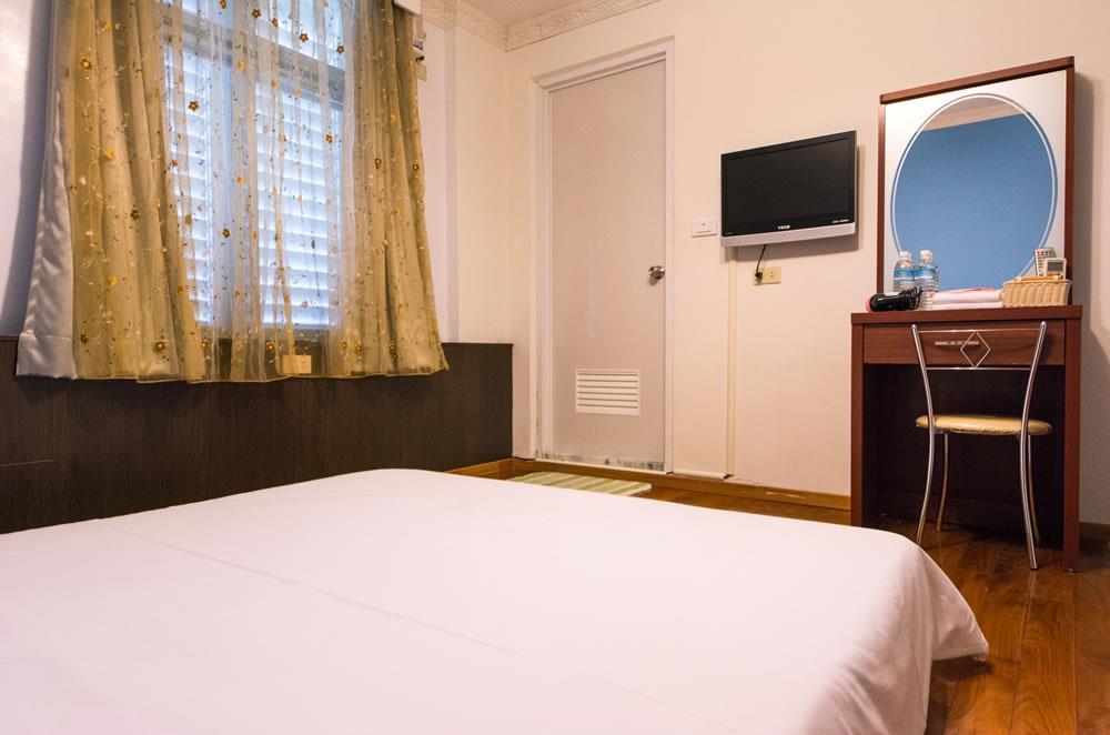 Dog House Bed & Breakfast Taitung Ngoại thất bức ảnh